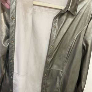 Gorgeous golden car coat! Almost new Butter suede like on the inside,snaps close